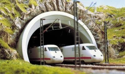 Busch 7021 - ICE-Tunnelportal 2 gl. H0 1:87