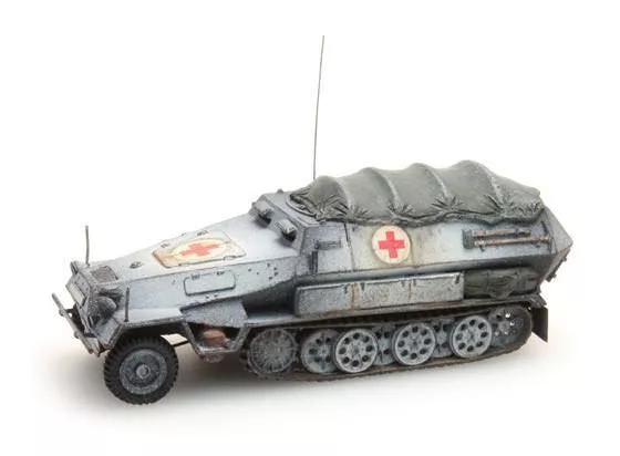ARTITEC b.v. 387.73-WA - Sonderkraftfahrzeug 251/8B Sanitätspanzer Wintertarnung H0 1:87