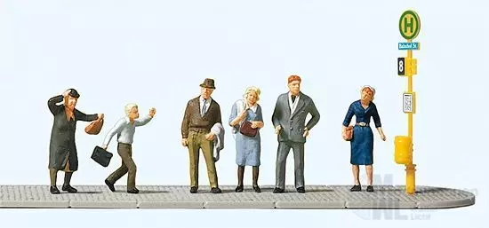 Preiser 10414 - Wartende an der Straßenbahnha H0 1:87