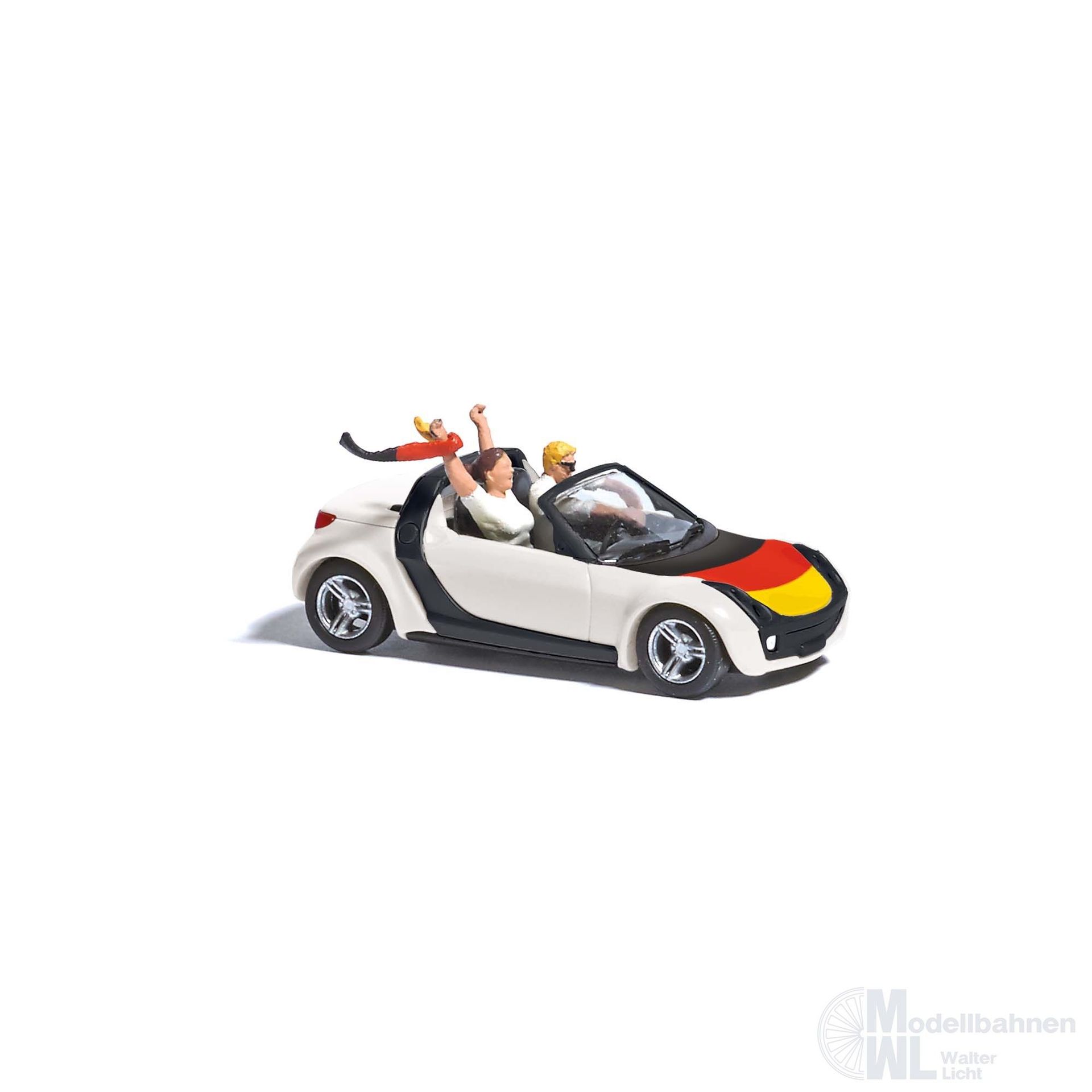 Busch 49308 - Smart Roadster Fußballfieber 2026 H0 1:87