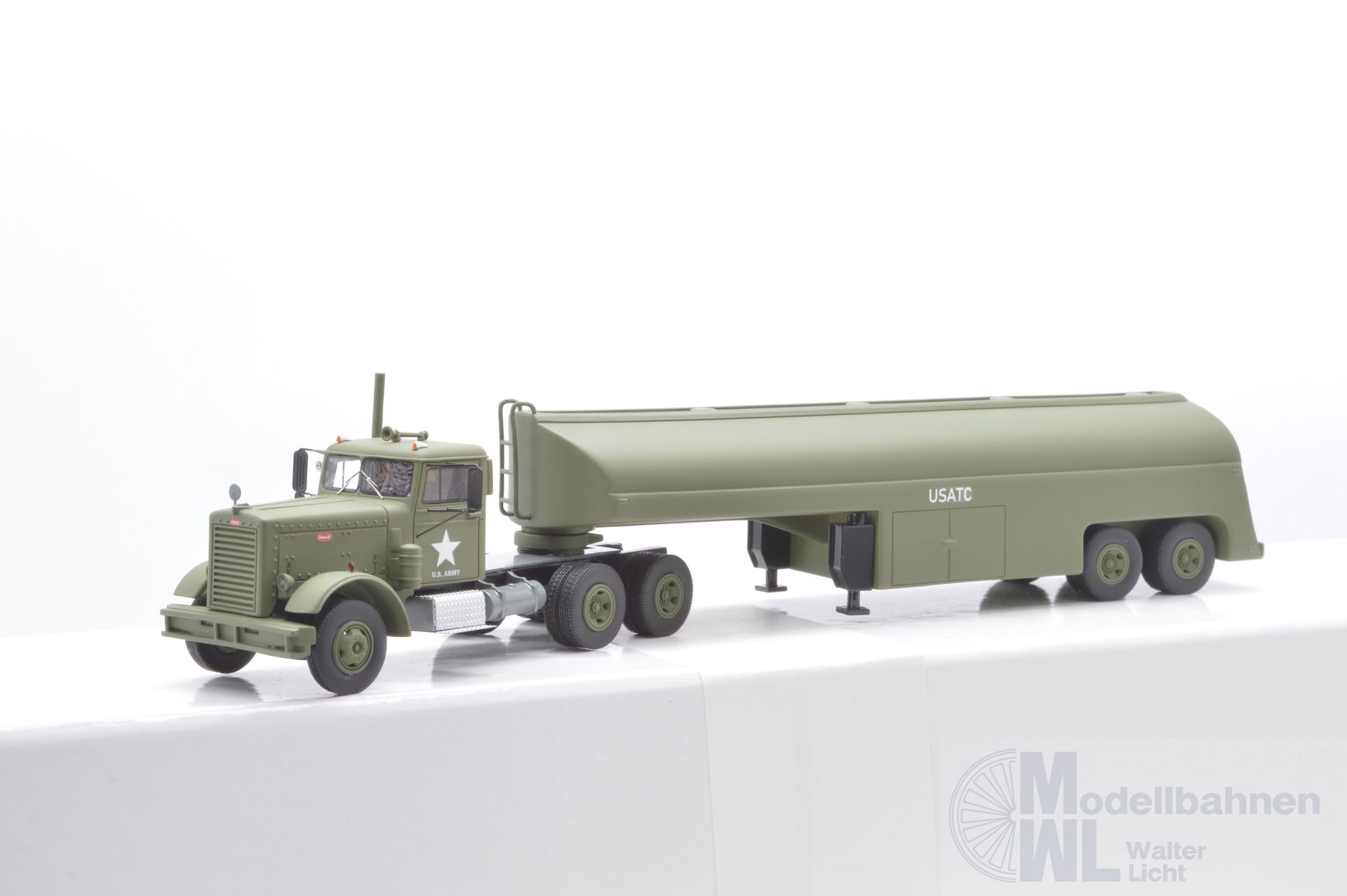 NPE NA99162 - Peterbilt US Army H0 1:87