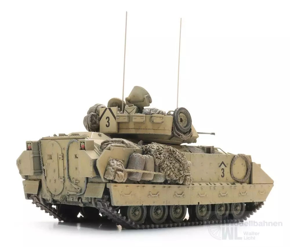 ARTITEC b.v. 6870730 - US M2A2 Bradley Gulf War H0 1:87 Fertigmodell