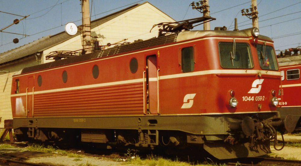 Jägerndorfer Modellbahn 64512 - E-Lok Rh 1044 ÖBB Ep.IV blutorange N 1:160 Sound