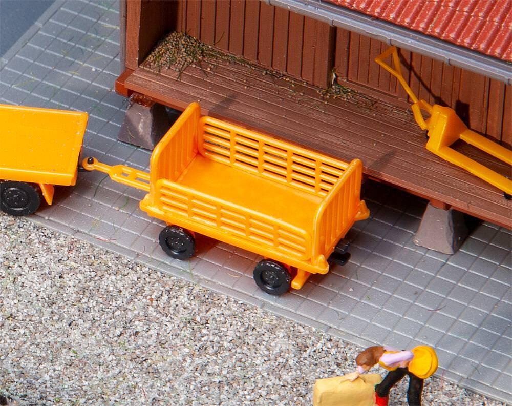 Faller 180991 - Bahnsteigwagen orange 2 Stück H0 1:87