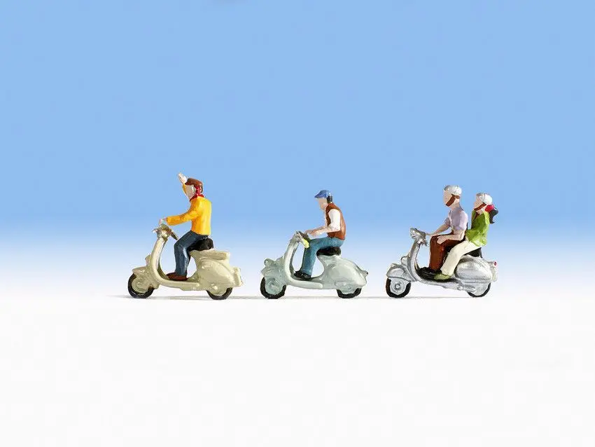 Noch 15910 - Motorrollerfahrer H0 1:87
