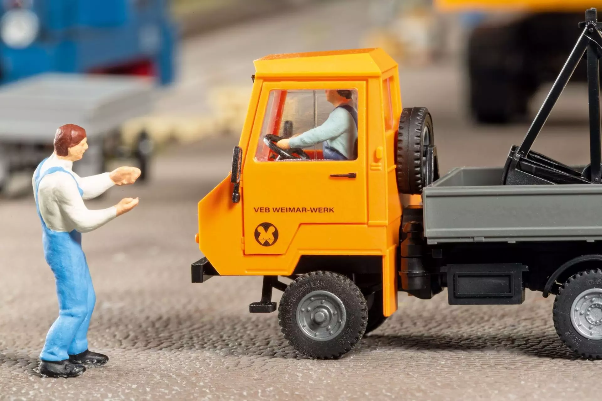 mini car 66047 - Multicar M24 Pritsche mit Beladung Ho 1:87 BAUSATZ