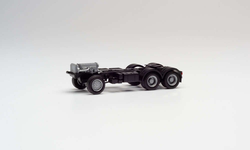 Herpa 85120 - Teileservice Allrad-Fahrgestell Iveco Trakker 6x6 (2 Stück) 1:87
