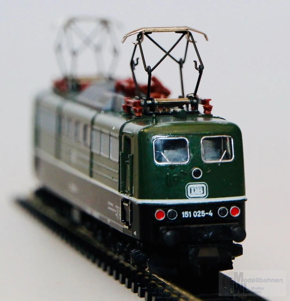 Trix 12056 - MINITRIX - E-Lok BR 151 025-4 DB Ep.IV grün N 1:160