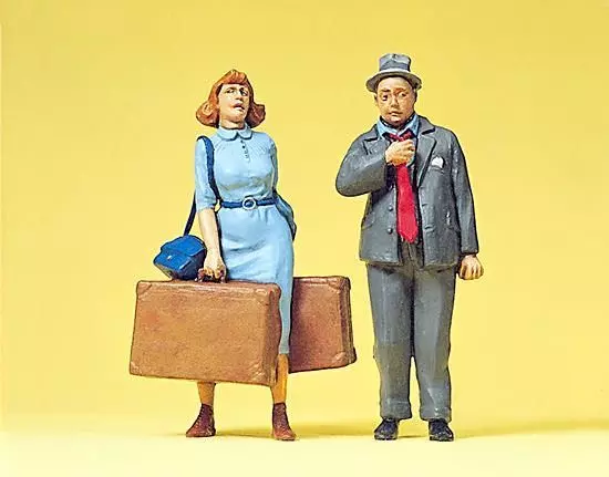 Preiser 63086 - Stehende Reisende Spur 1