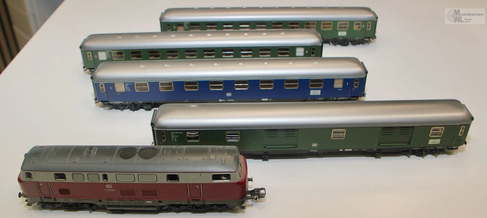 Märklin 2664 - MÄRKLIN - Zugpackung Schnellzug Diesellok Lollo +4 Wagen DB Ep.III H0/WS Digital