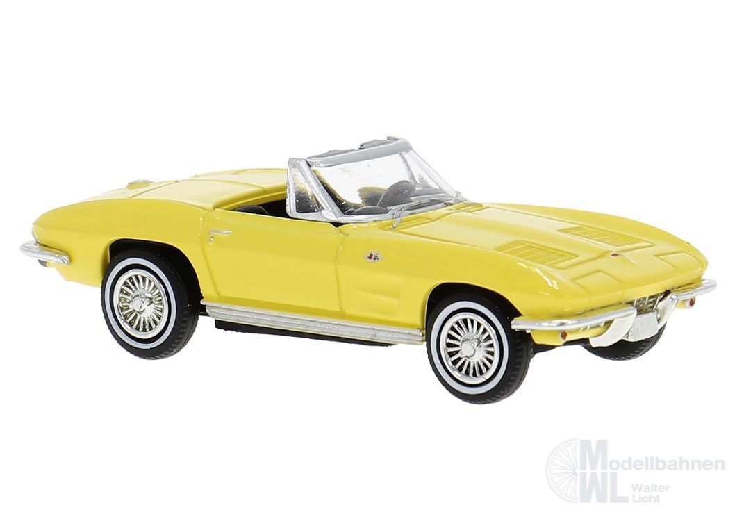 Brekina 18030 - Chevrolet Corvette C2 in pastellgelb H0 1:87