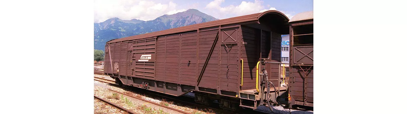 Bemo 2278170 - Großraumgüterwagen RhB Ep.V Gak-v 5420 H0m