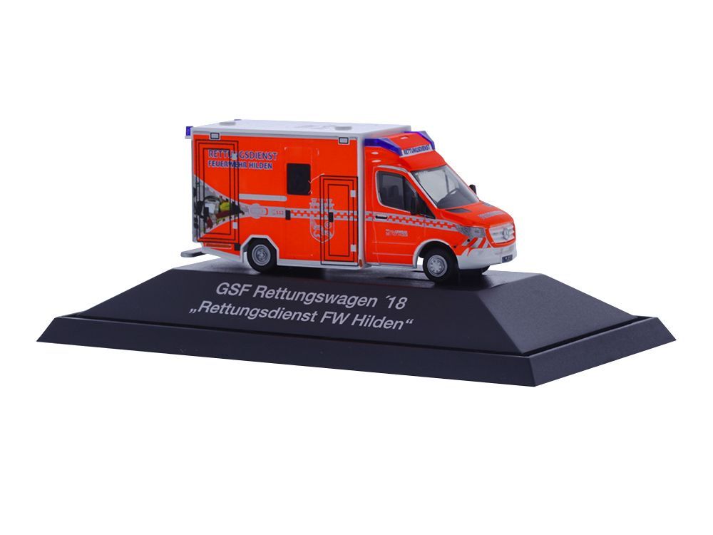 Rietze 76119 - Mercedes-Benz GSF RTW ´18 Rettungsdienst FW Hilden H0 1:87