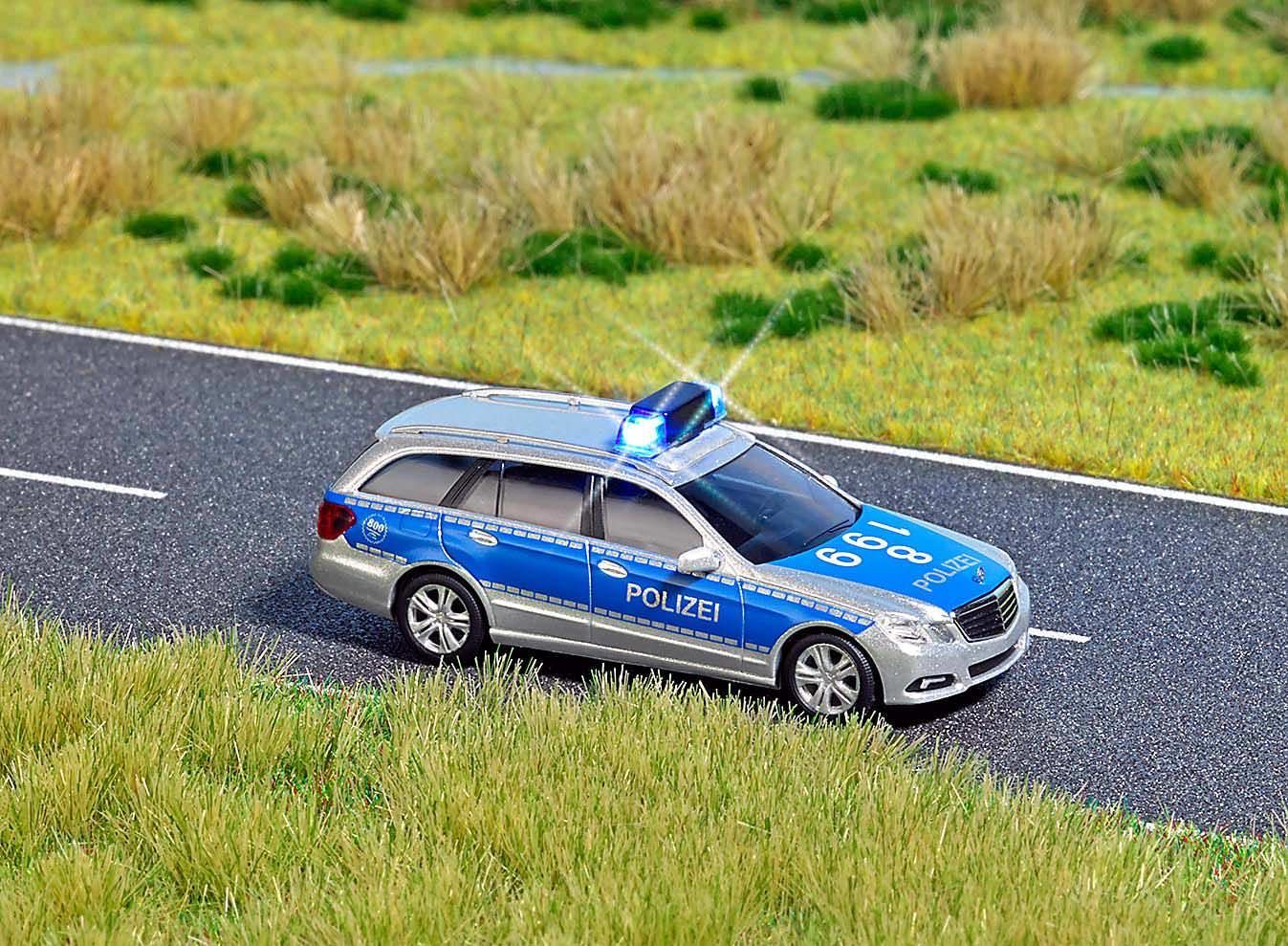 Busch 5626 - Mercedes-Benz Polizei H0 1:87 Busch 5626 - Mercedes-Benz Polizei H0 1:87
