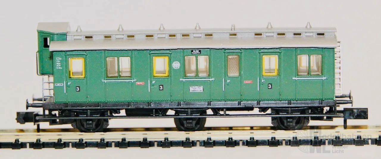 Arnold 3046 - ARNOLD - Abteilwagen DRG Ep.II 3.Kl. C3br mit Bremserhaus N 1:160