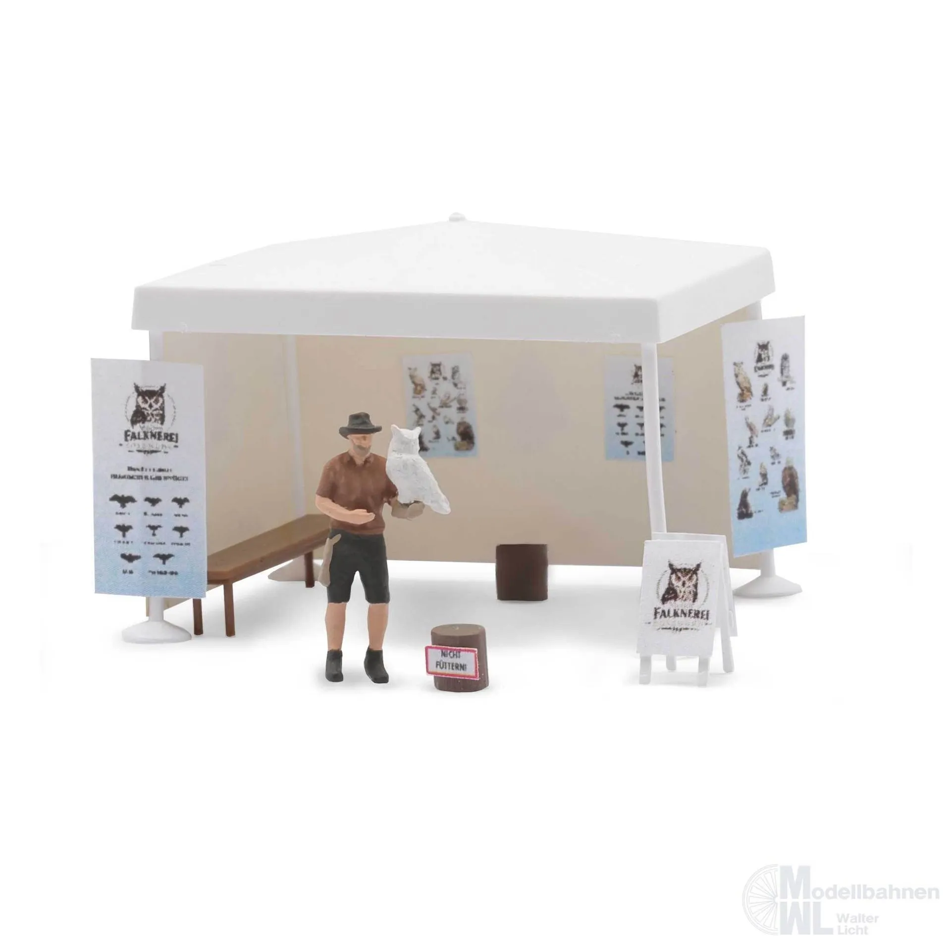 Busch 79833 - A-Set: Falkner mit Eule H0 1:87