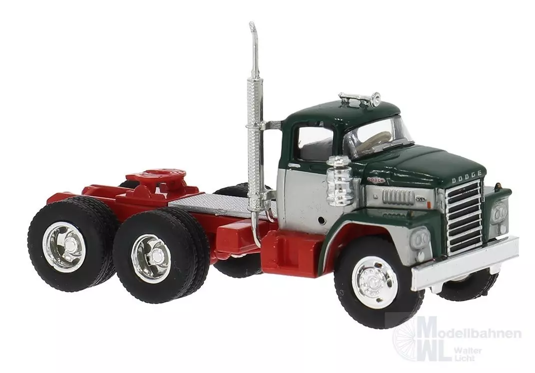 Brekina 86303 - Dodge LCF Sattelzugmaschine in grün H0 1:87