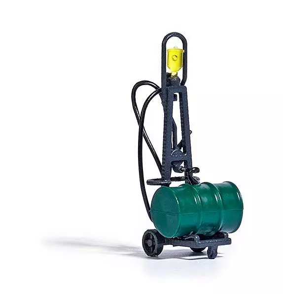 Busch 1187 - Fasstankstelle H0 1:87