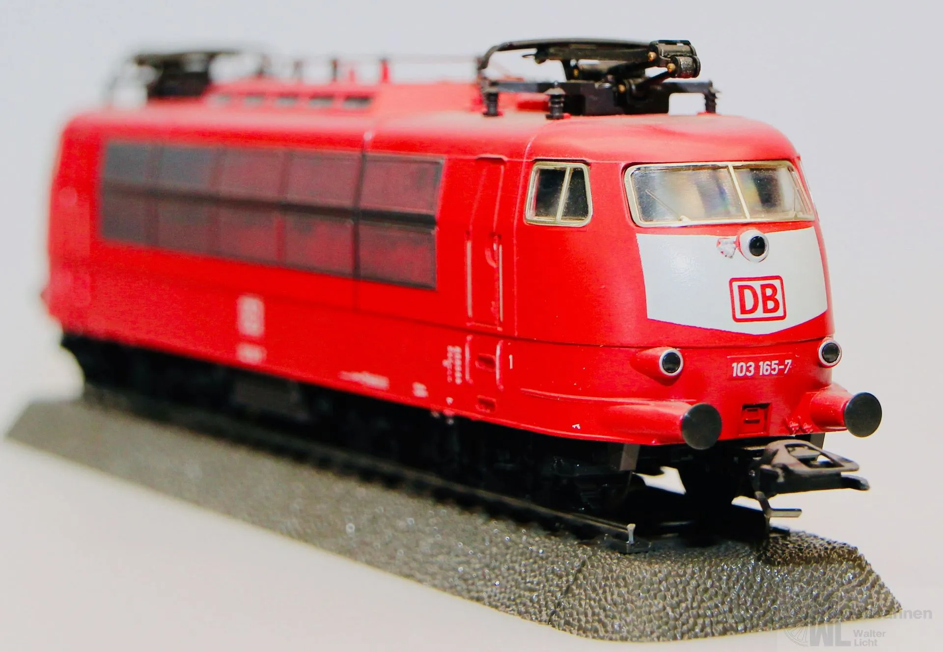 Märklin 37572 - MÄRKLIN - E-Lok BR 103 165-7 DB Ep.V H0/WS Digital