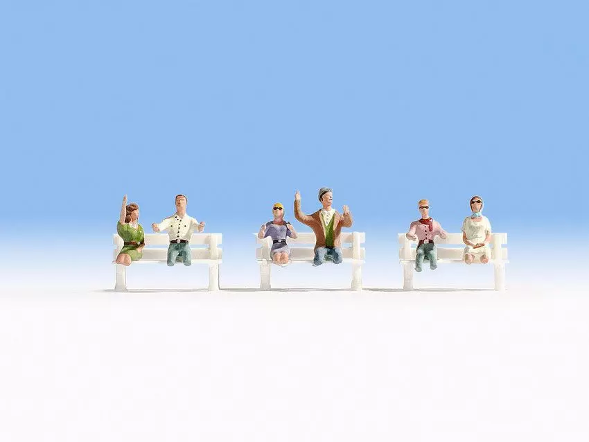 Noch 15911 - Cabriofahrer (ohne Beine, ohne Bänke) H0 1:87