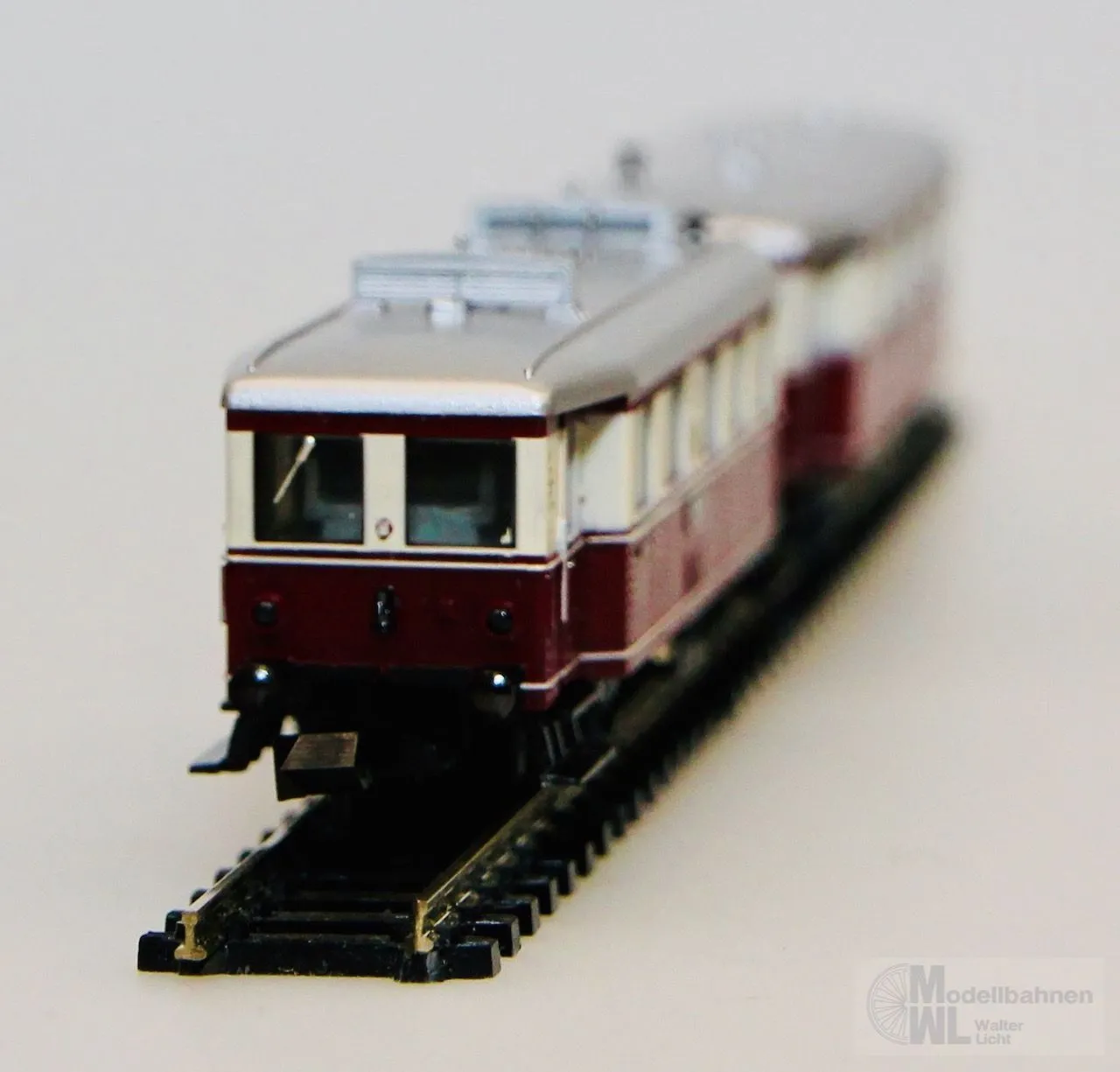 Trix 12093 - MINITRIX - Triebwagen VT 135 055 DRG Ep.II + Beiwagen N 1:160