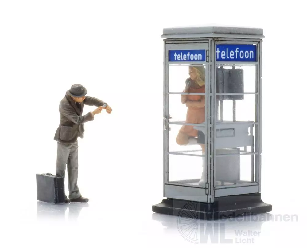 ARTITEC b.v. 387624 - PTT-Telefonzelle 1960-70er Jahre + 2 Figuren H0 1:87