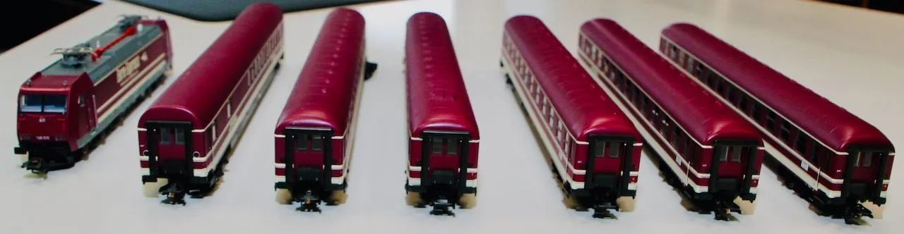 Märklin 36626 - MÄRKLIN - EuroExpress Sonderzug Lok und 6 Wagen H0/WS Digital