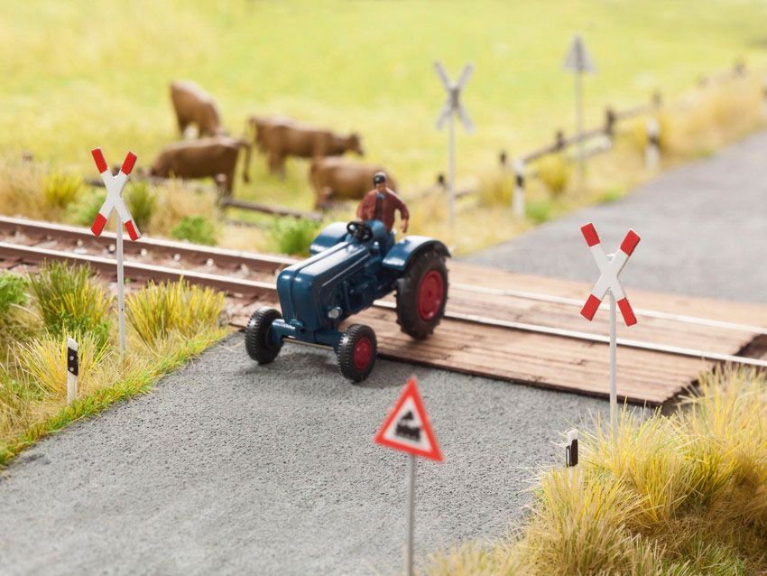 Noch 14303 - Andreaskreuze 8 Stück H0 1:87