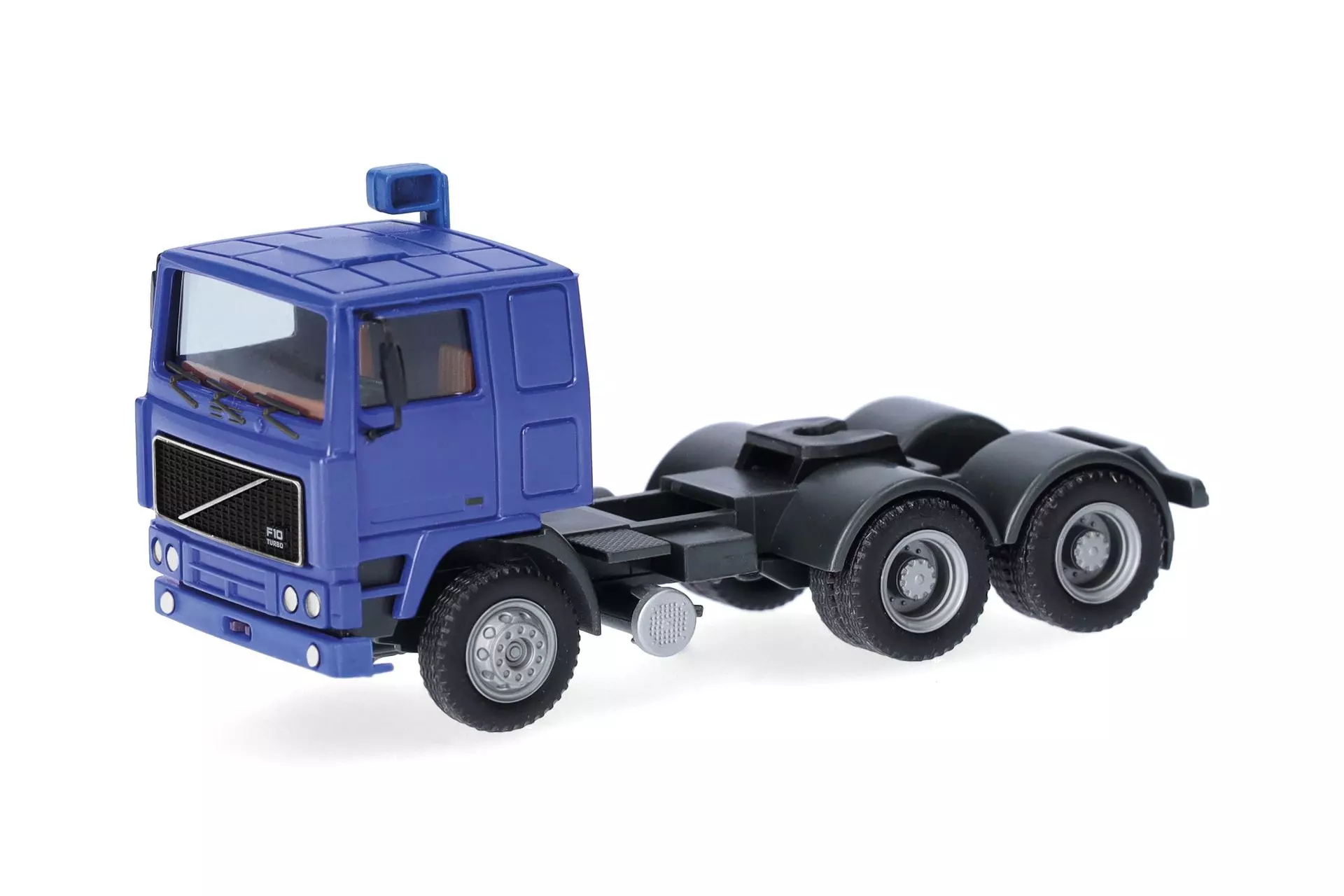 Herpa 318082 - Volvo F10 Flachdach Zugmaschine 3-achs ultramarinblau H0 1:87