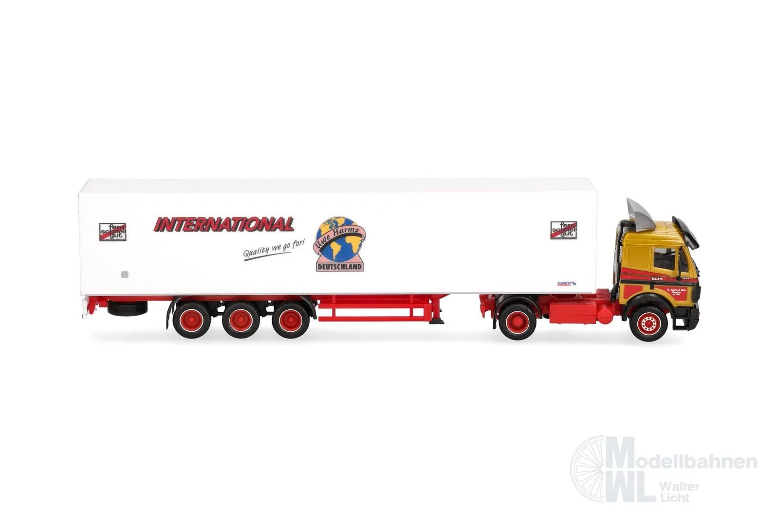 Herpa 320450 - Mercedes-Benz SK `88 Koffer-Sz Uwe Harms H0 1:87