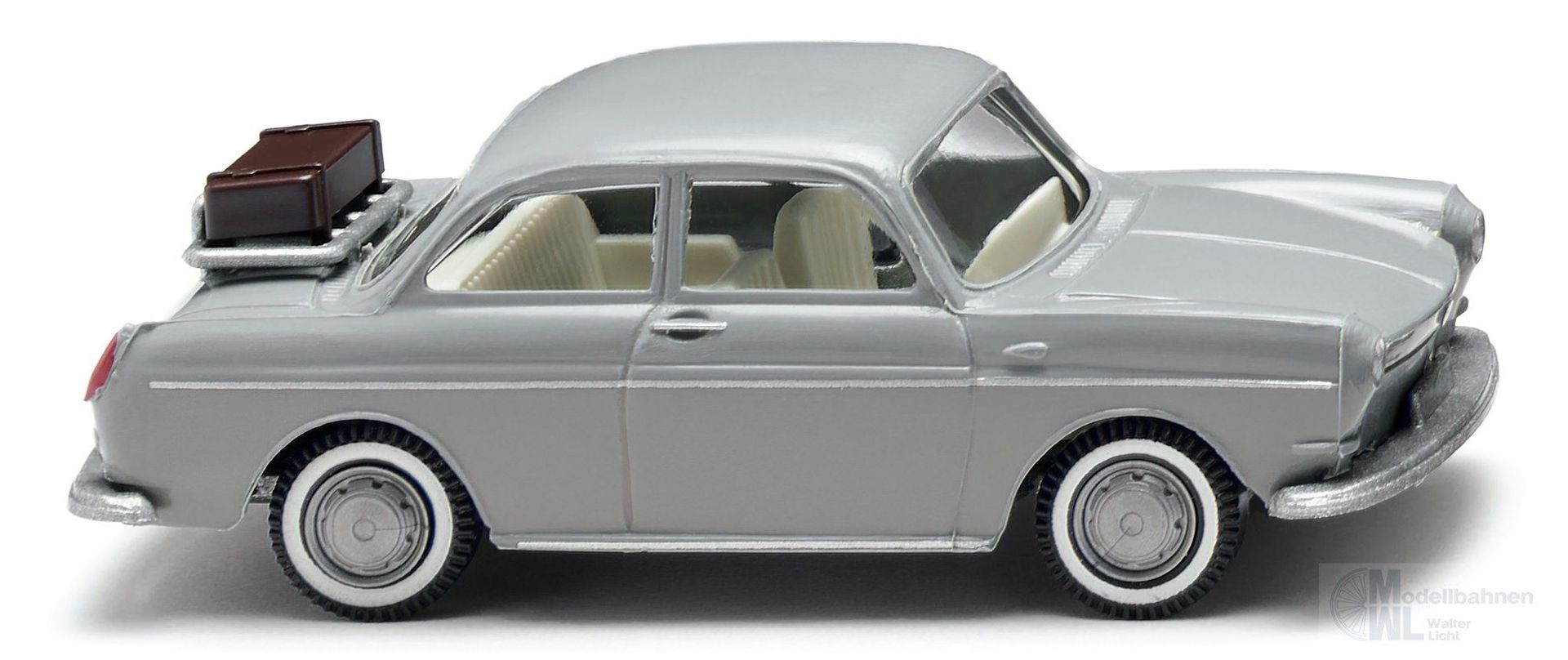 selection_detail_2606_14b5fddca1ba3ffc7ea964ce90ca611f.1.thumb.420 Wiking 004001 - VW 1600 - staubgrau mit Koffer H0 1:87
