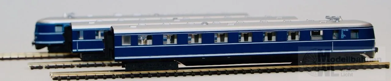 Hobbytrain 16062 - HOBBYTRAIN - Akku-Triebwagen VT 06 DB Ep.III blau 3.tlg. N 1:160