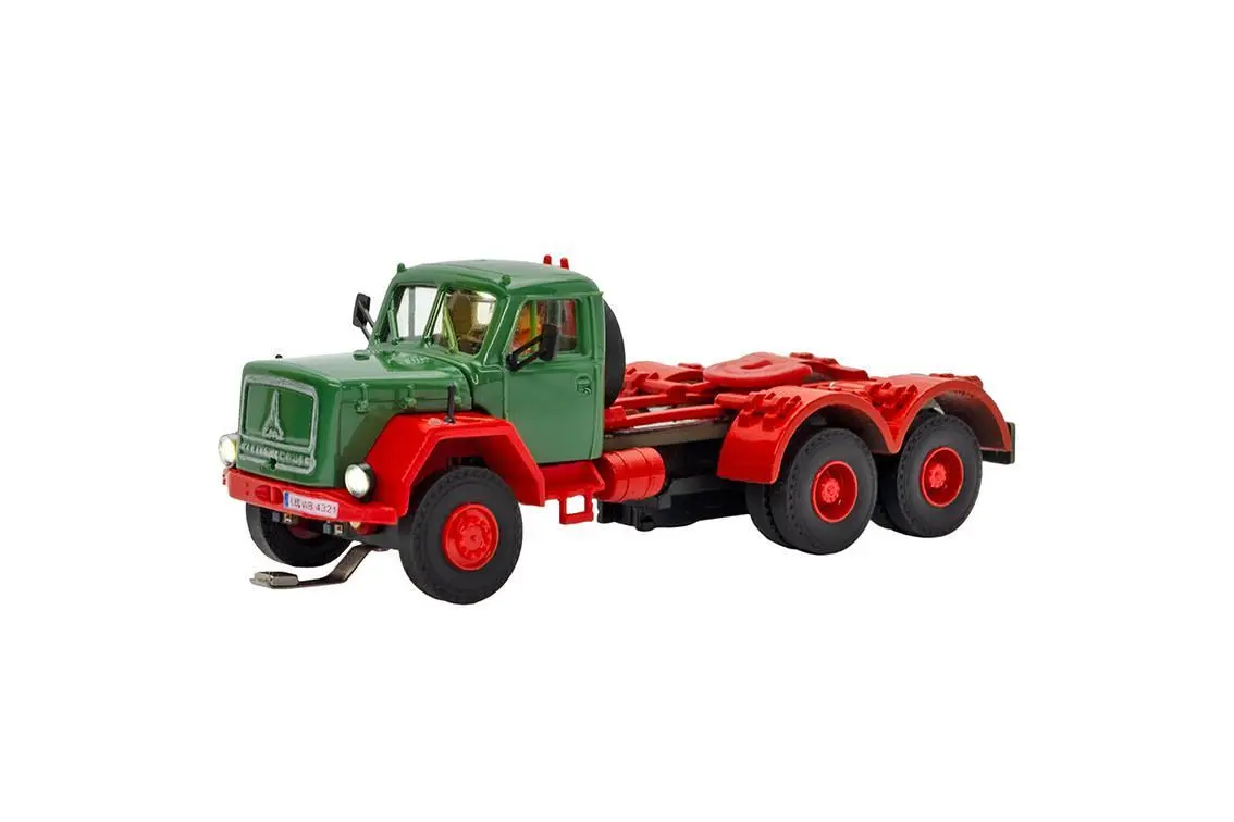 Viessmann 8012 - CarMotion Magirus Deutz Sattelschlepper 3-achs grün H0 1:87