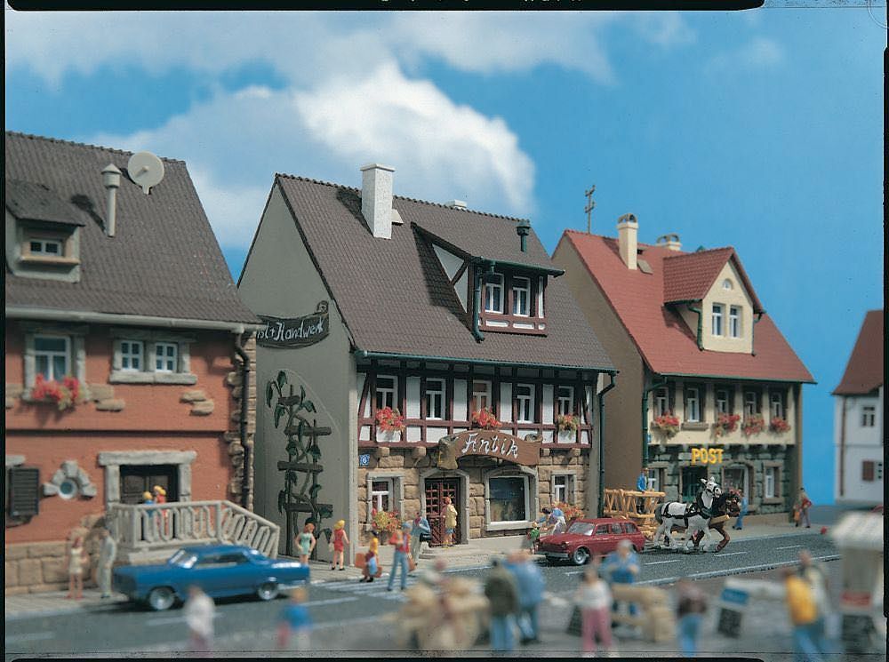 Vollmer 47632 - Antiquitätenhandel Marktstr N 1:160 Vollmer 47632 - Antiquitätenhandel Marktstr N 1:160