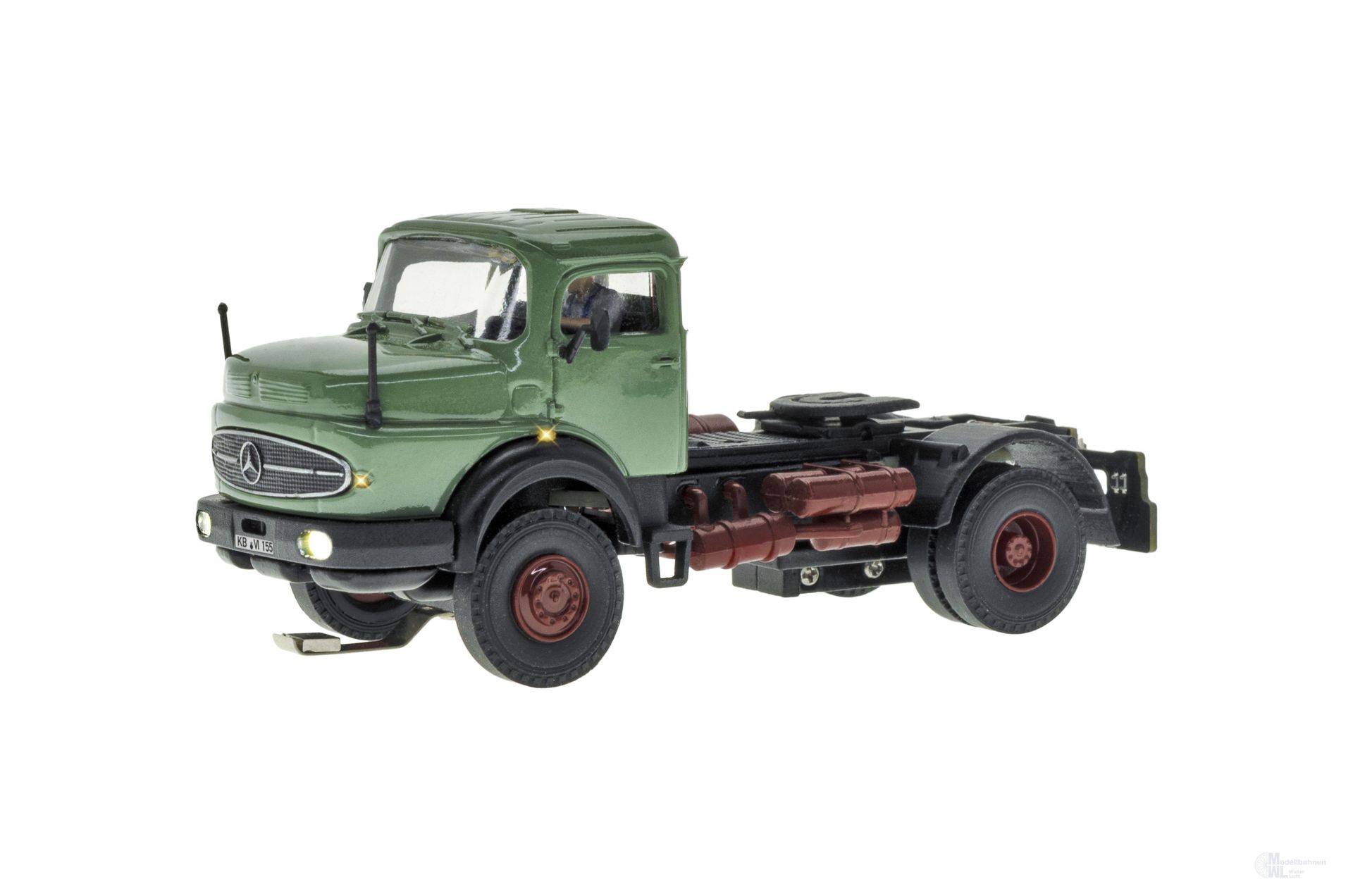 Viessmann 8155 - Mercedes-Benz Rundhauber 2-achs Sattelzugmaschine grün Basis H0 1:87 Viessmann 8155 - Mercedes-Benz Rundhauber 2-achs Sattelzugmaschine grün Basis H0 1:87