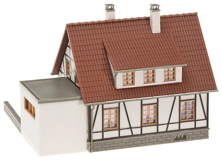 Faller 130215 - Fachwerkhaus Mit Garage H0 1:87