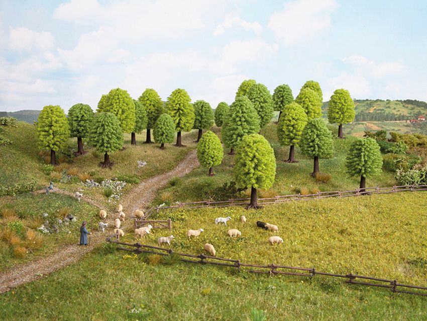 Noch 26801 - Laubbäume 25 Stück, 5 - 9 cm hoch H0 1:87/TT 1:120