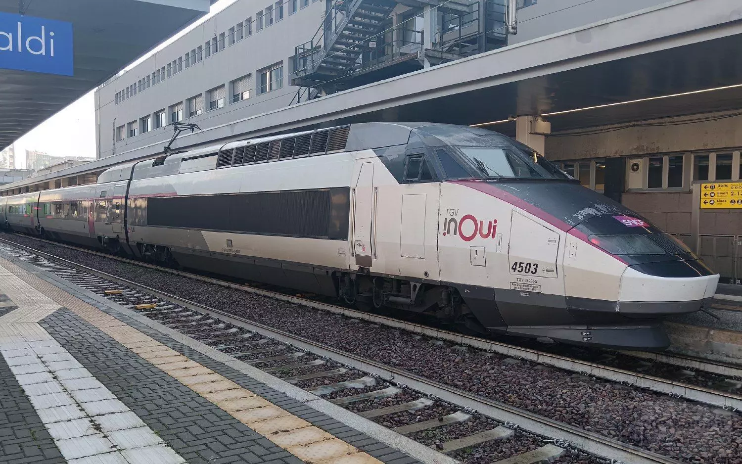 Jouef 2382S - Triebzug TGV SNCF Ep.VI 4.tlg. Grundset H0/GL Sound
