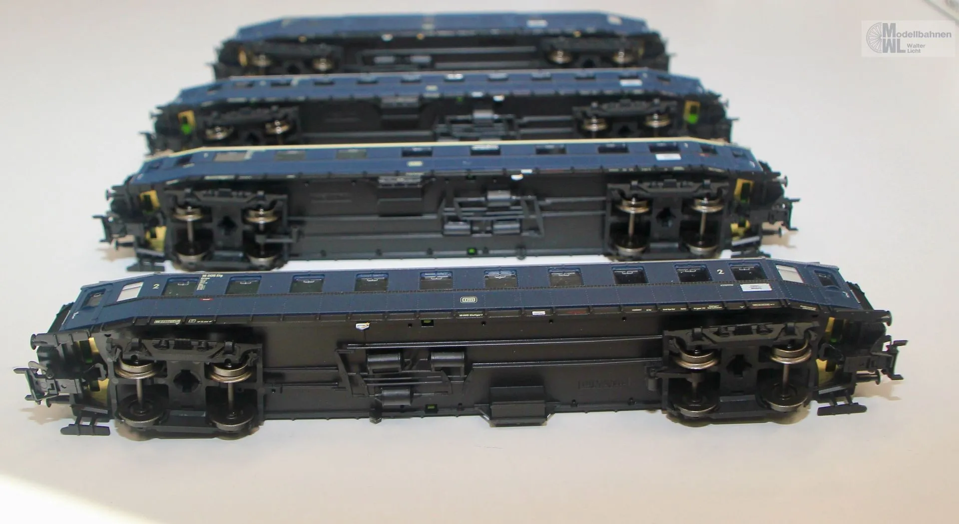 Märklin 42228 - MÄRKLIN - Personenwagen Set DB Ep.III Stahlblau H0/WS